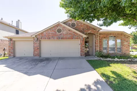 1317 Round Pen Run, Haslet, TX 76052