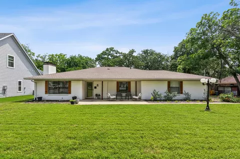 404 Clark St, Irving, TX 75060