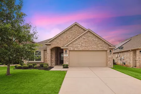 1020 Lake Woodland Dr, Little Elm, TX 75068