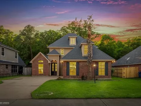 1168 Pelican Creek Dr, Shreveport, LA 71106