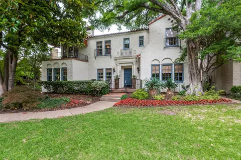 1215 N Winnetka Ave, Dallas, TX 75208