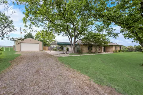 4401 County Road 424, Cleburne, TX 76031 photo 2