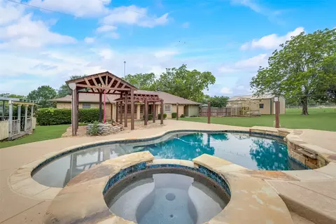 4401 County Road 424, Cleburne, TX 76031 photo 27
