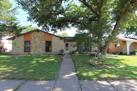 2133 Richbrook Dr, Garland, TX 75044