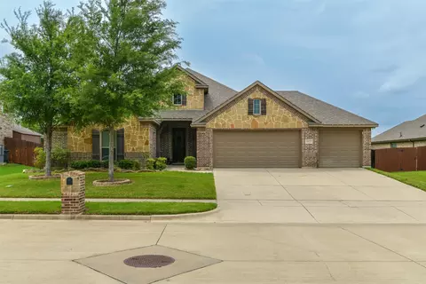 5613 Paradise Dr, Midlothian, TX 76065