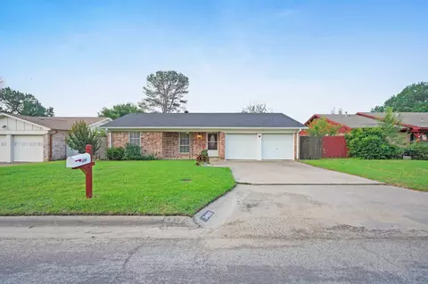 3400 NE 11th St, Mineral Wells, TX 76067