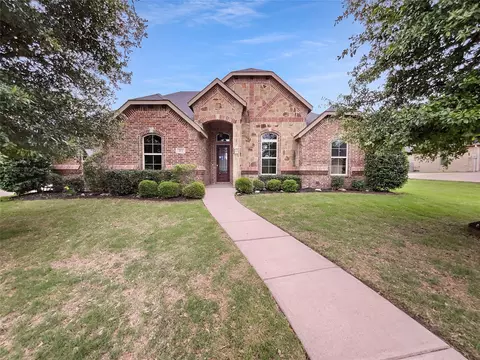 211 White Rock Ct, Ovilla, TX 75154