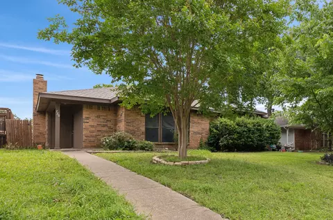 720 Michol St, Grapevine, TX 76051