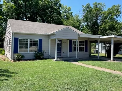 505 Poindexter Ave, Cleburne, TX 76033