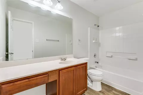 Bath - 1320 Devine Dr, Lancaster, TX 75146 photo 1 of 3