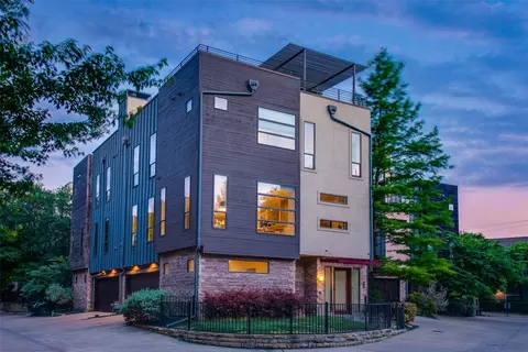 408 Trinity River Cir, Dallas, TX 75203