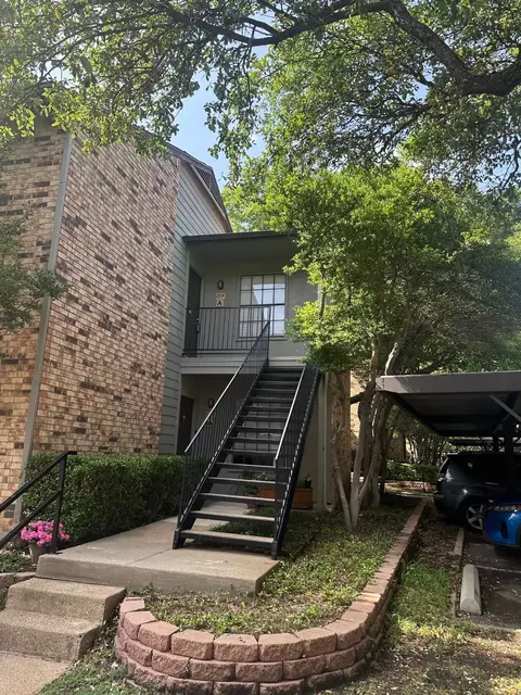 5335 Bent Tree Forest Dr #204, Dallas, TX 75248