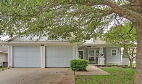 308 Creekside Dr, Anna, TX 75409