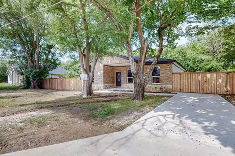 1317 Thorne St, Dallas, TX 75217