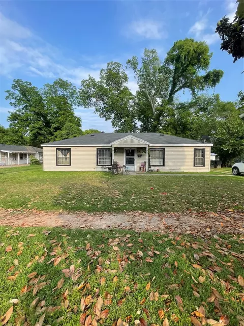 1144 Dudley Ln, Bossier City, LA 71112