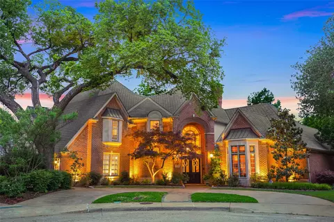 5330 Stone Falls Ln, Dallas, TX 75287