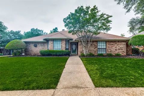 421 Elisha Dr, Bedford, TX 76021
