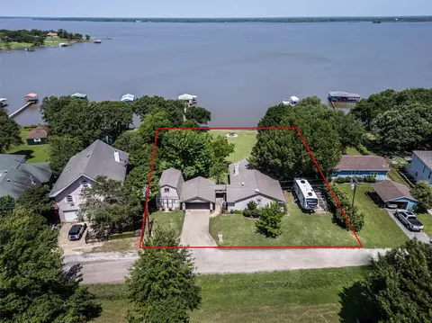 816 Shoreline Dr, West Tawakoni, TX 75474