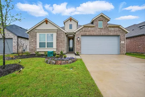 704 Chestnut Trl, Sherman, TX 75092