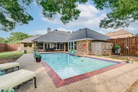 4102 Cobblers Ln, Dallas, TX 75287