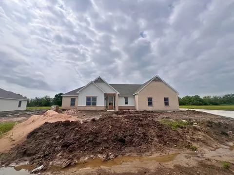 6033 Amber Dr, Sanger, TX 76266
