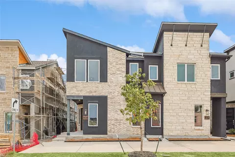 908 Meadowcrest Dr, Plano, TX 75075