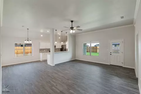225 Evening Shade Ln, Abilene, TX 79602
