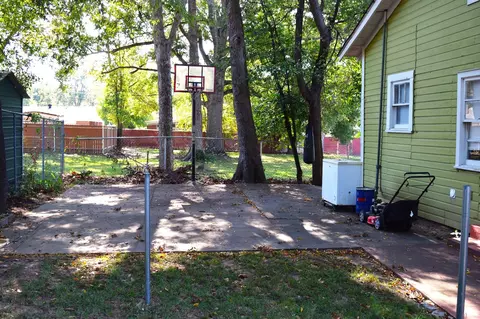112 2nd St, Minden, LA 71055 photo 3