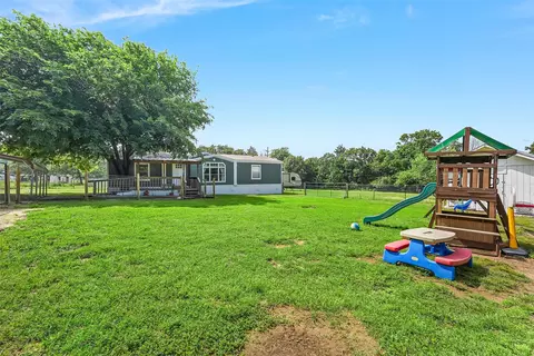 5917 Vinery Ln, Joshua, TX 76058