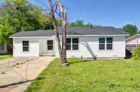 7816 Corina Dr, White Settlement, TX 76108