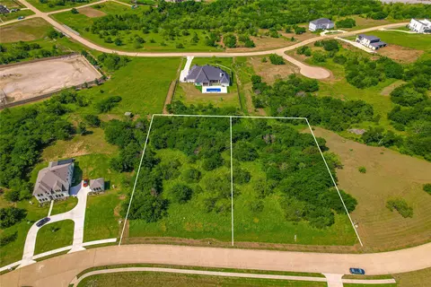 3139 Sanctuary Dr, Grand Prairie, TX 75104