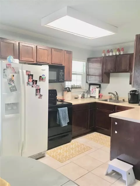 Kitchen - 109 Falls Dr, Euless, TX 76039 photo 2 of 2