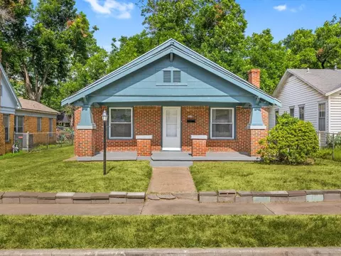 325 Emma St, Fort Worth, TX 76111