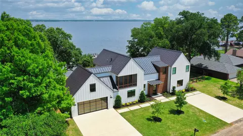 2208 Point Of View Dr, Tool, TX 75143