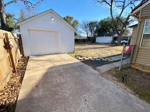 2610 Pine Ave, Waco, TX 76708 photo 21