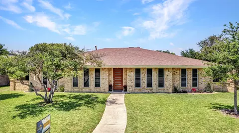 2513 Evergreen Dr, Plano, TX 75075