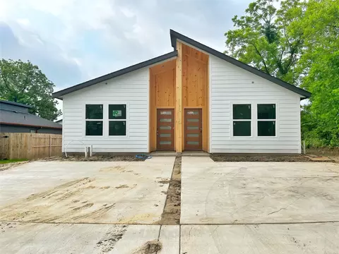 2095 Bourland St, Greenville, TX 75401