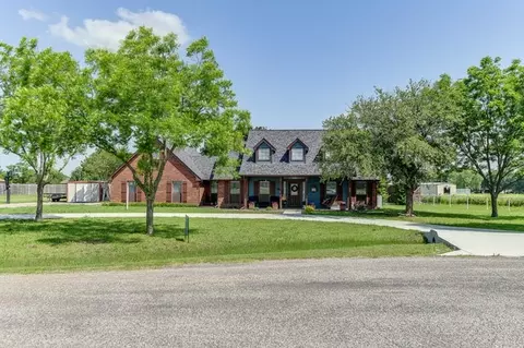 118 Fox Trl, Red Oak, TX 75154