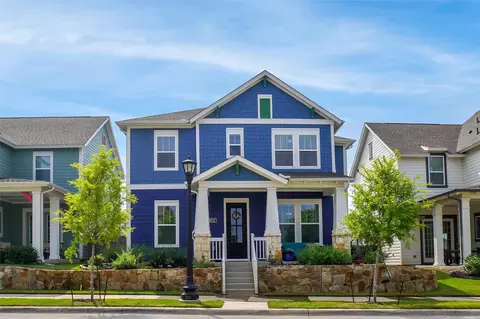 8712 Bridge St, North Richland Hills, TX 76180