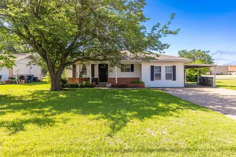 3201 Terrell Rd, Greenville, TX 75402