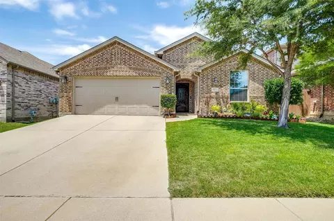 617 Ricochet Dr, Fort Worth, TX 76131