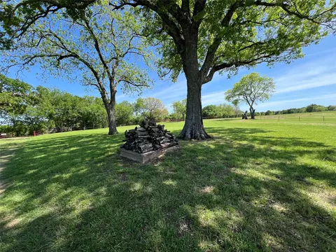 1200 County Road 1500, Ector, TX 75418 photo 3