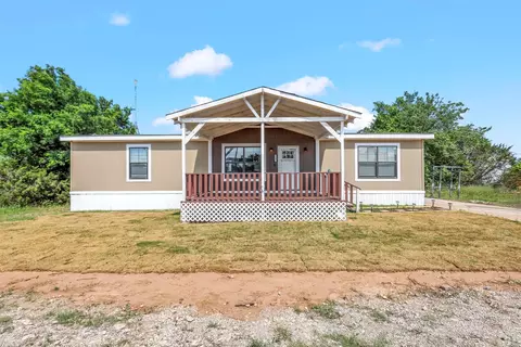 2217 Cedarwood Trl, Granbury, TX 76048