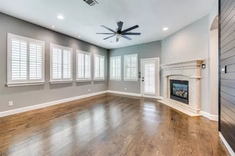 405 Palacio St, Irving, TX 75039 photo 12