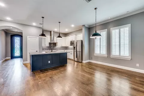 405 Palacio St, Irving, TX 75039 photo 9
