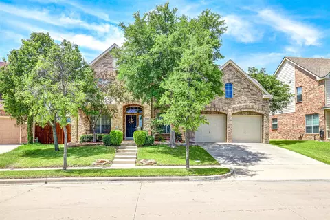 9633 Lacey Ln, Fort Worth, TX 76244