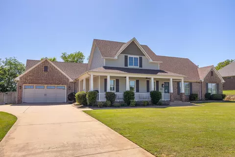 104 Windswept Dr, Bullard, TX 75757