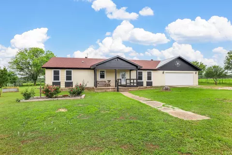 5100 Panther Ct, Tolar, TX 76476
