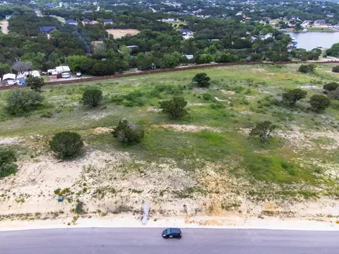 642 R C Luker Ct, Granbury, TX 76048