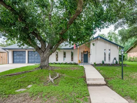 5009 South Dr, Fort Worth, TX 76132